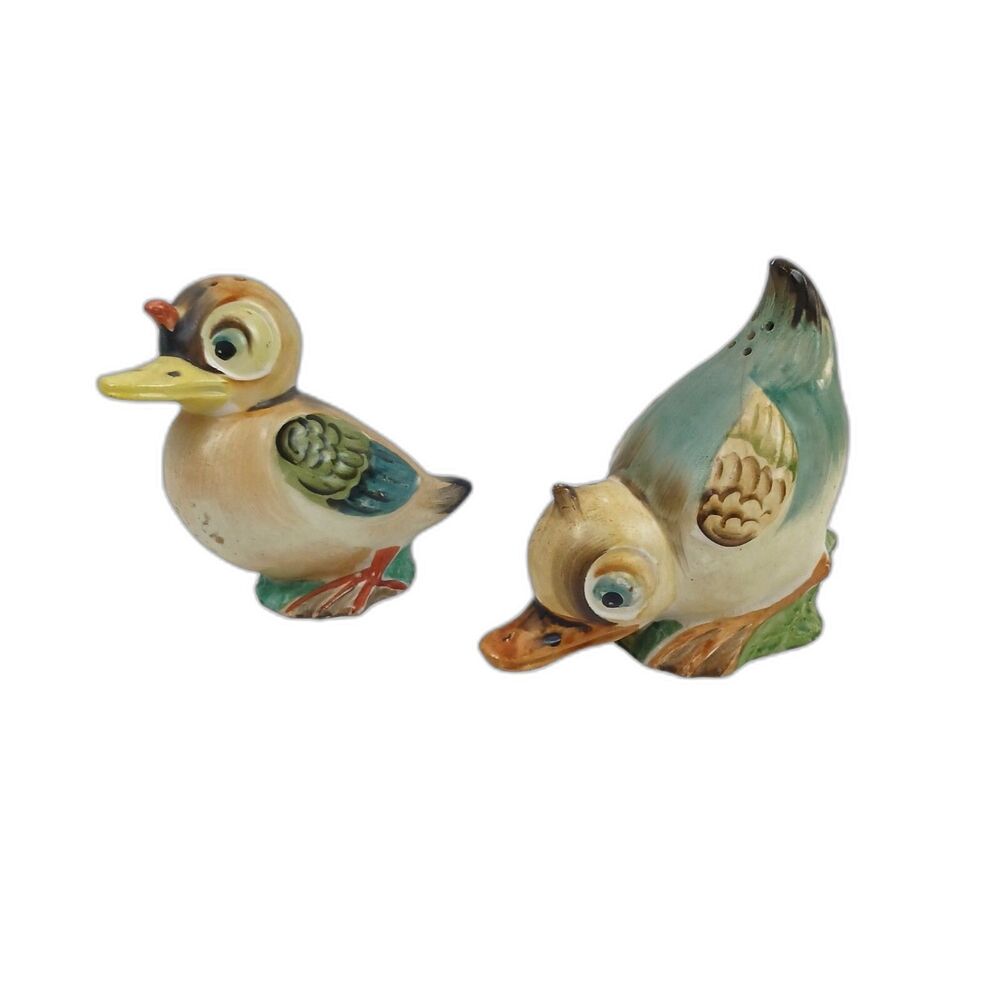 Vintage LD Brand Japan MCM pair of ducks Salt And Pepper Shakers